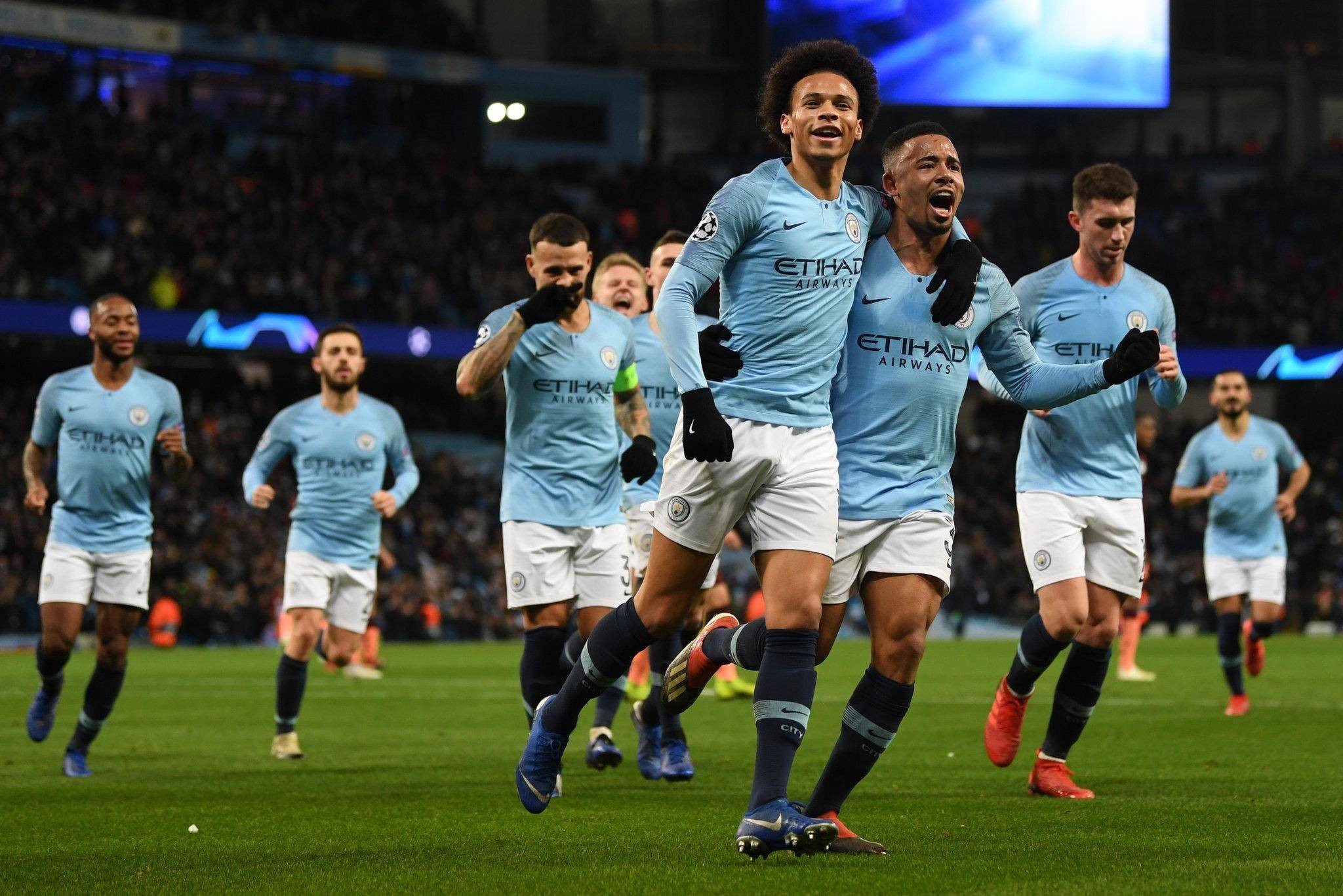 与各界人士 与各界人士